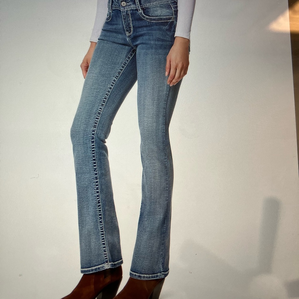 Wallflower legendary flare distressed jeans